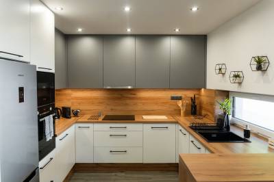 Kuchyňa, Chaty ForRest, Valča