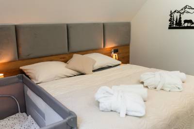 Chaty ForRest, Valča