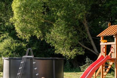 Detské ihrisko, Chaty ForRest, Valča