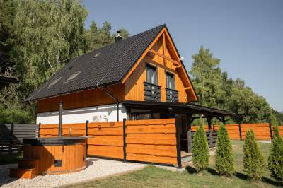 Exteriér ubytovania vo Valči, Chaty ForRest, Valča