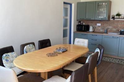 Kuchyňa s jedálenským sedením, Chalupa v záhrade, Turčianske Teplice