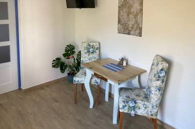 Sedenie, Chalupa v záhrade, Turčianske Teplice