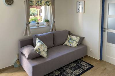 Gauč, Chalupa v záhrade, Turčianske Teplice