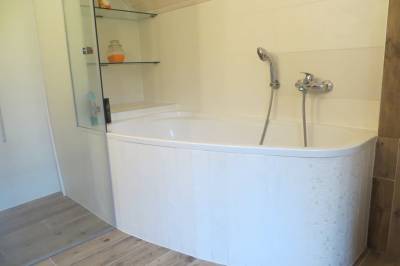 Kúpeľňa s vaňou, Chalupa Klokočka, Klokočov