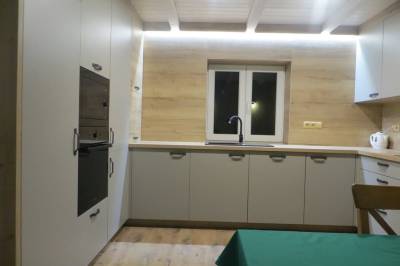 Plne vybavená kuchyňa, Chalupa Klokočka, Klokočov