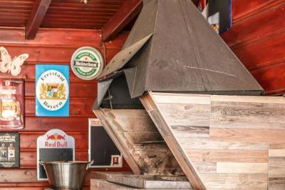 Vonkajší krb, Chata Dolinka, Mýto pod Ďumbierom