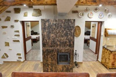 Krb, Chata Dolinka, Mýto pod Ďumbierom