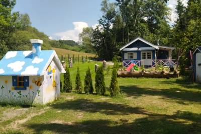 Exteriér ubytovania v obci Leštiny, Chatka Kolibaba, Leštiny