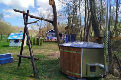 Kúpacia kaďa, Chatka Kolibaba, Leštiny