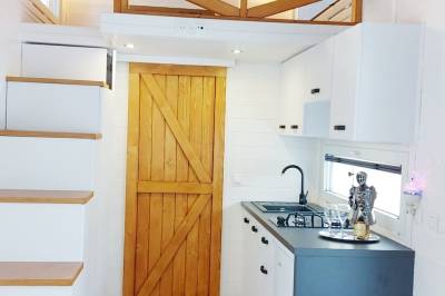 Kuchynka, Anciasglamp, Leštiny