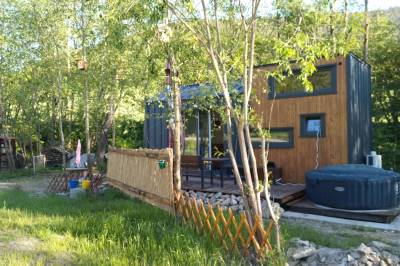 Exteriér ubytovania v obci Leštiny s kaďou, Anciasglamp, Leštiny