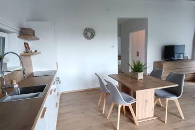 Kuchyňa s jedálenským sedením, Domček pod lesíkom, Hôrka