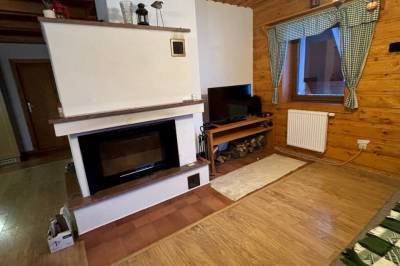 Krb a TV v obývačke, Chata Ovečka, Terchová