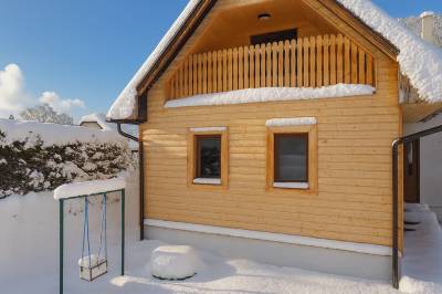 Chata pri Kaštieli, Necpaly