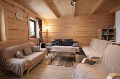 Chata pri Kaštieli Longevity Nature Retreat, Necpaly