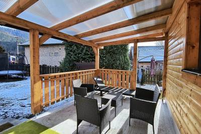 Chata pri Kaštieli Longevity Nature Retreat, Necpaly