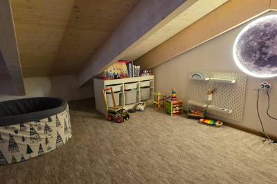 Podkrovná izba s detským kútikom, Apartmanica Hrabovo 32-3B, Ružomberok