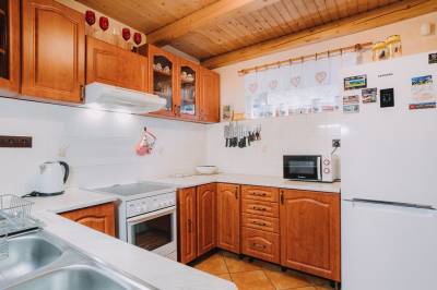 Kuchyňa, Rodinná chata Hybe, Hybe