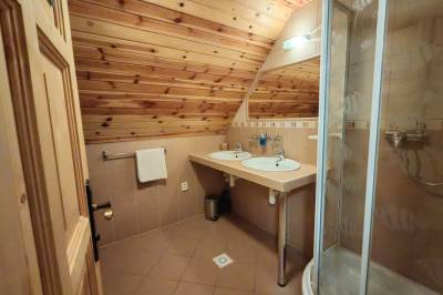 Kúpeľňa so sprchovým kútom, MONTANA RESIDENCE - Chata Panoráma, Belá - Dulice
