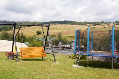 Záhradná hojdačka a trampolína, Vila Andrea, Ždiar