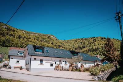 Exteriér ubytovania v obci Dedinky, Chalets Dedinky, Dedinky