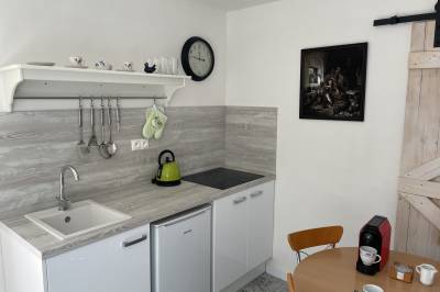 Modrý dom, Podhájska