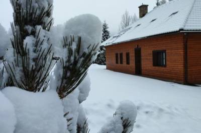 Exteriér ubytovania v obci Vikartovce, Horáreň na Váhu, Vikartovce