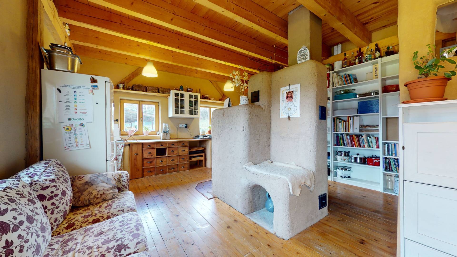 Obývačka, Slamený dom, Krupina