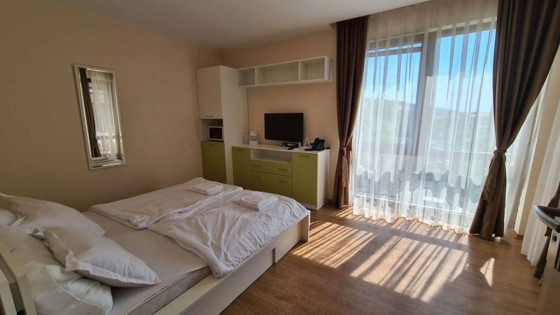 Apartmán s manželskou posteľou a LCD TV, Premium Štúdio 3041, 4 *Resort, Sveti Vlas, Sveti Vlas