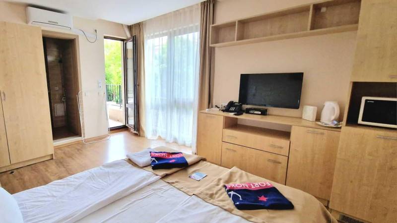 Apartmán s manželskou posteľou a LCD TV, Premium Štúdio 1037, 4 *Resort, Sveti Vlas, Sveti Vlas