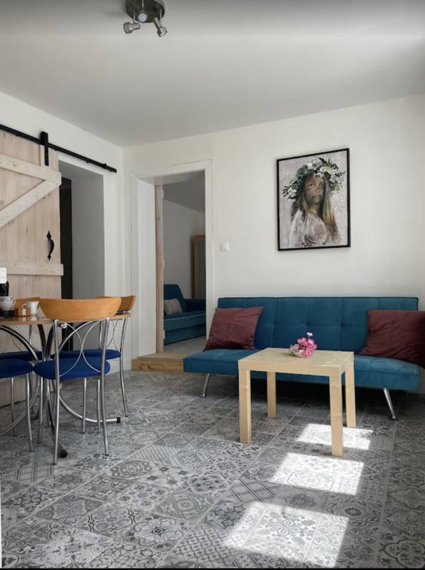 Apartmán s 1 spálňou, Modrý dom, Podhájska