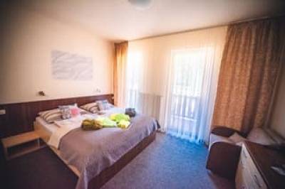 Dvojlôžková izba s prístelkou, Dvojlôžková izba s prístelkou, Wellness & Spa hotel Čertov, Lazy pod Makytou